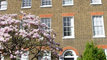 Front of house - Room to rent in lovely Georgian house in Stoke Newington